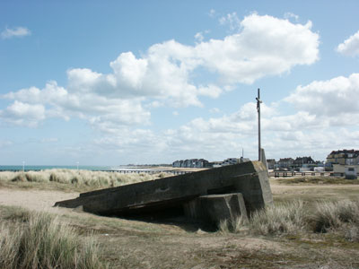 Juno Beach: der Doppelschartenstand am Osteck der Stellung