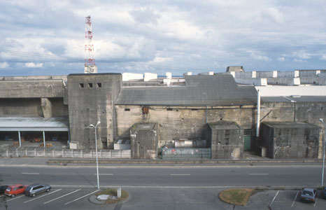 Mittlerer Nahverteidigungsturm