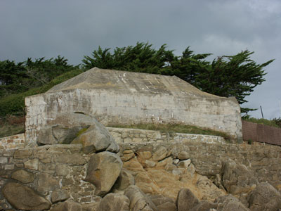 Doppelschartenstand bei Carnac, geschtzte Seeseite