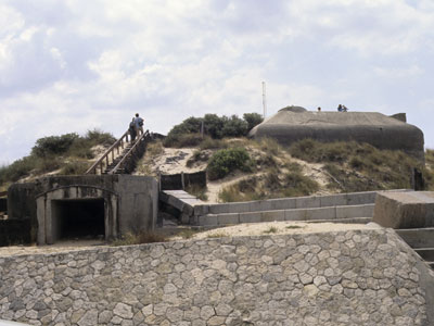 Scheinwerferunterstand auf der uersten Spitze