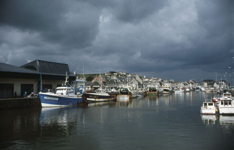  Entspannung bei Bunkertouren - der Hafen von Port-en-Bessin