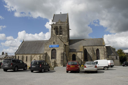 Der Marktplatz von Ste. Mr-Eglise