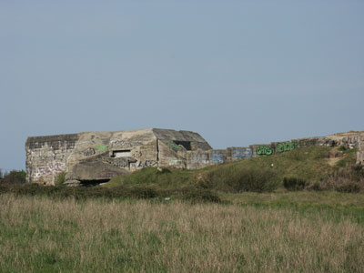 R 625 im Panzerwerk Lo 26 bei Guidel-Plage